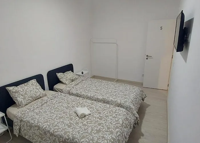 Guest house Growin Mercado Faro